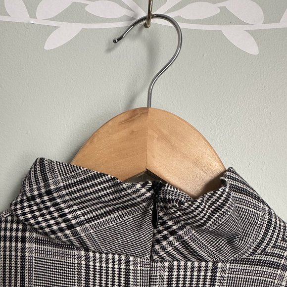 Plaid Zara Houndstooth Wrap Blouse - Picture 4 of 8